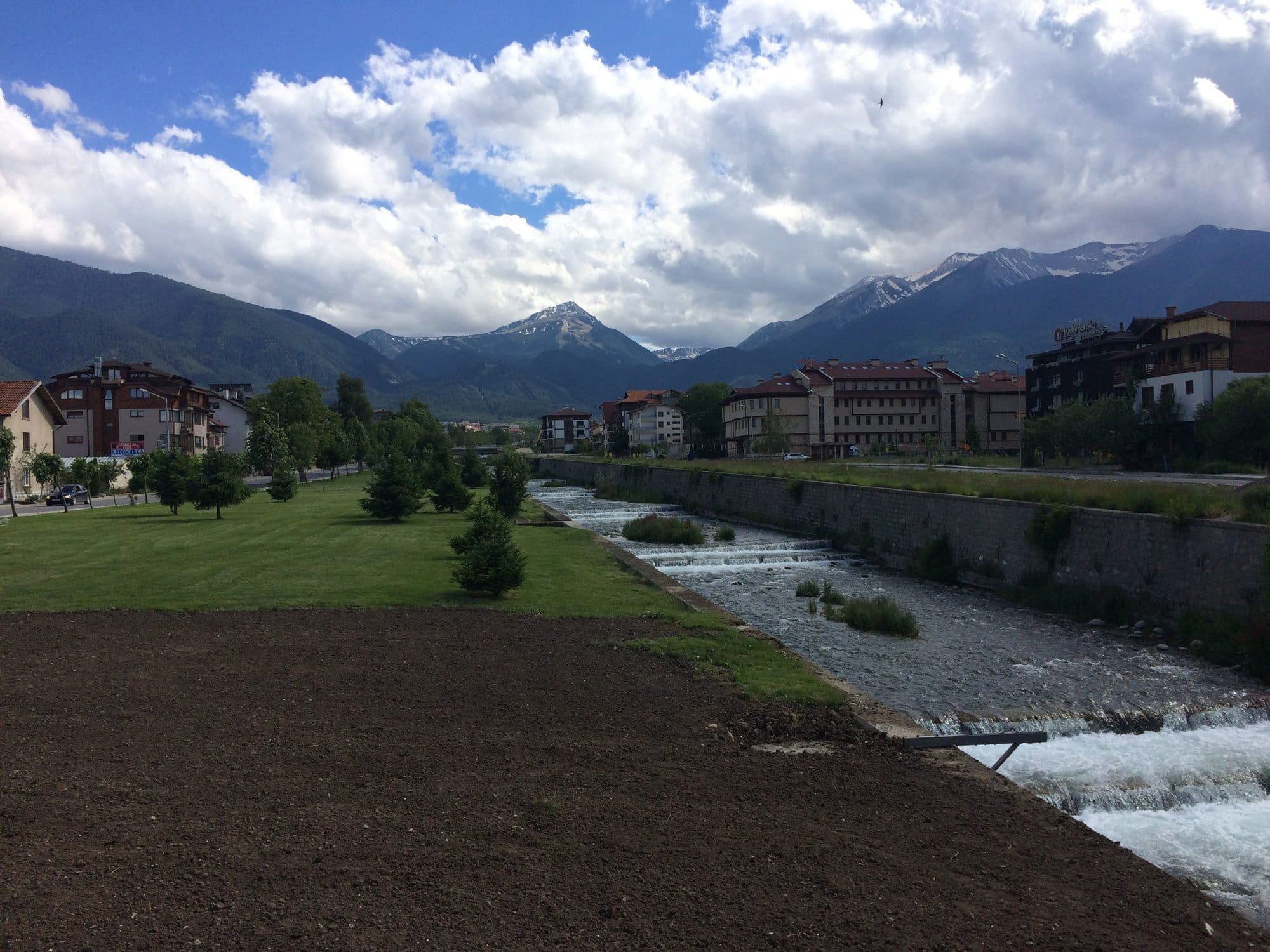 Pirin River in Bansko with mountians in background